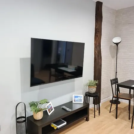 Ayuntamiento Parking Gratis. Auto Check-In. Apartment Bilbao Exterior photo